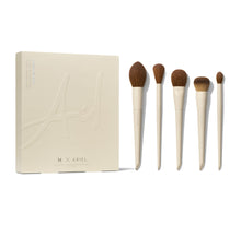 Signature Face 5-Piece Brush Set - Brushes and Packaging-view-4